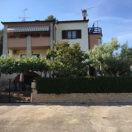 Daire Alberta Poreč