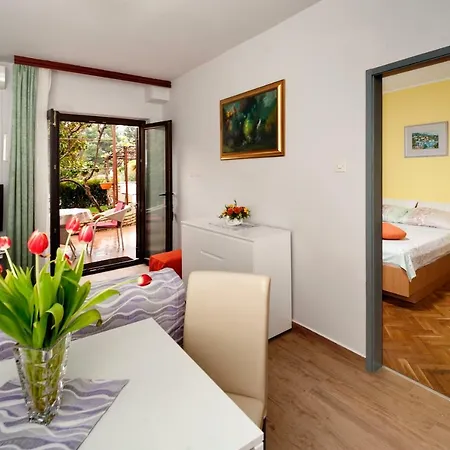 Alberta Apartamento *